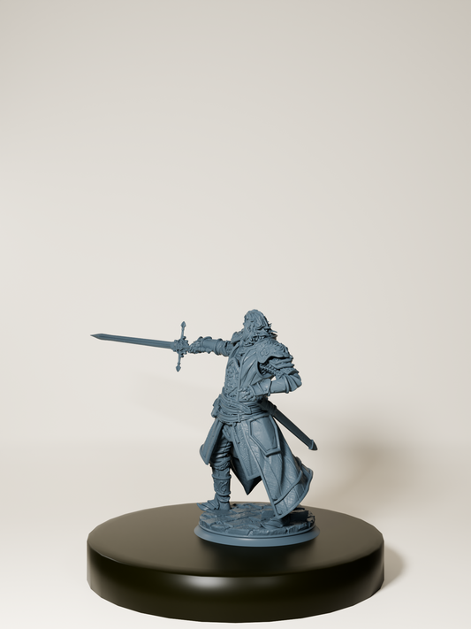 Figurine d’inquisiteur humain en armure, brandissant une épée imposante, parfaite pour les jeux de rôle et la collection.