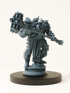 Figurine d’un colosse soulforgé en armure lourde, armé d’un marteau mécanique et couvert de symboles impériaux, idéal pour incarner un champion oublié ou un guerrier artificiel en quête de rédemption.