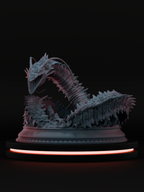 Figurine d’un léviathan antique serpentin, avec une gueule hérissée de crocs, des nageoires chitineuses et un corps couvert de pointes, surgissant des flots.