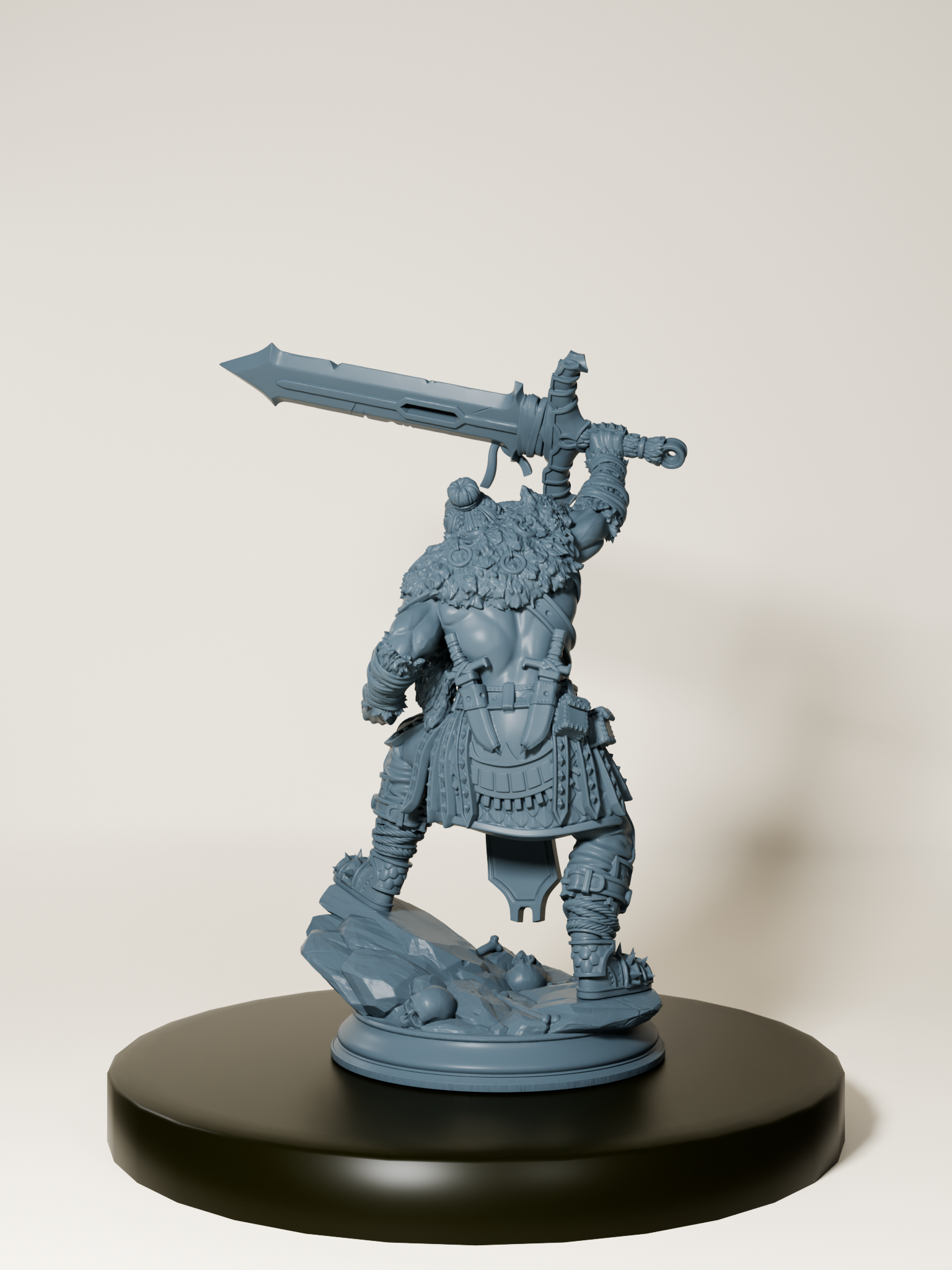 Figurine détaillée d’un barbare demi-orc levant une épée massive, idéal pour jeux de rôle et modélisme.