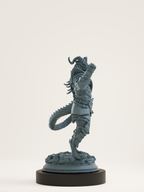 Drakeide noire combattant